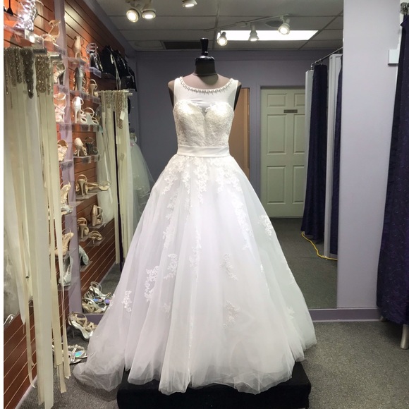 DaVinci - Style 50291 - Size 10 - White - Picture 1 of 4